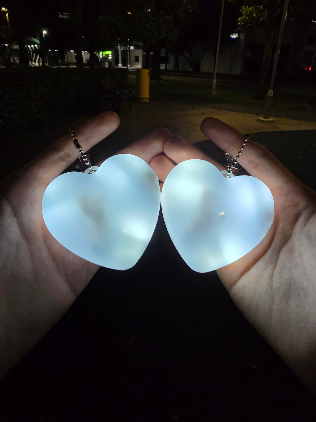 HeartGlow – The Cutest Glowing Bag Charm!